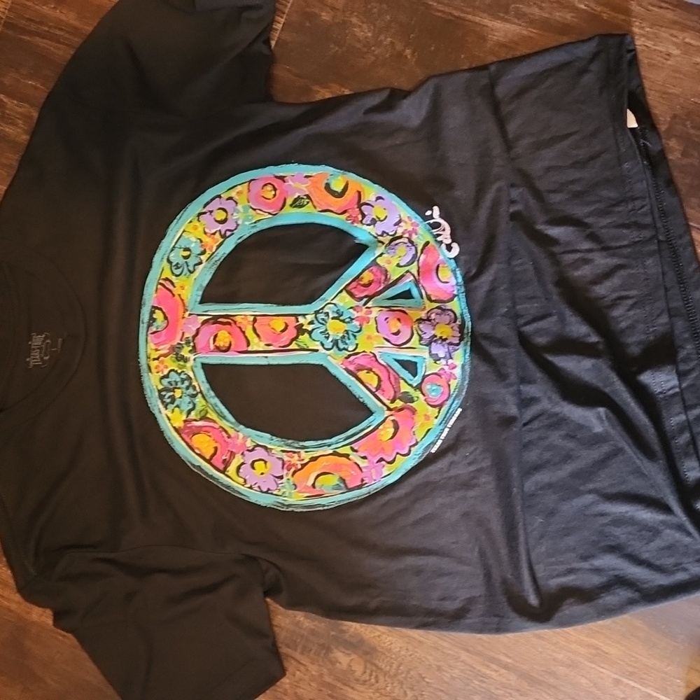 Black Floral Peace sign tee